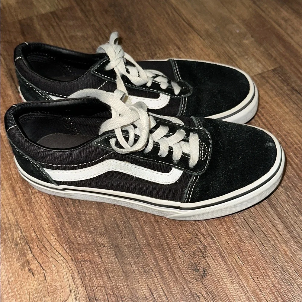 Vans Kids Old‎ Skool Black and White size 2
